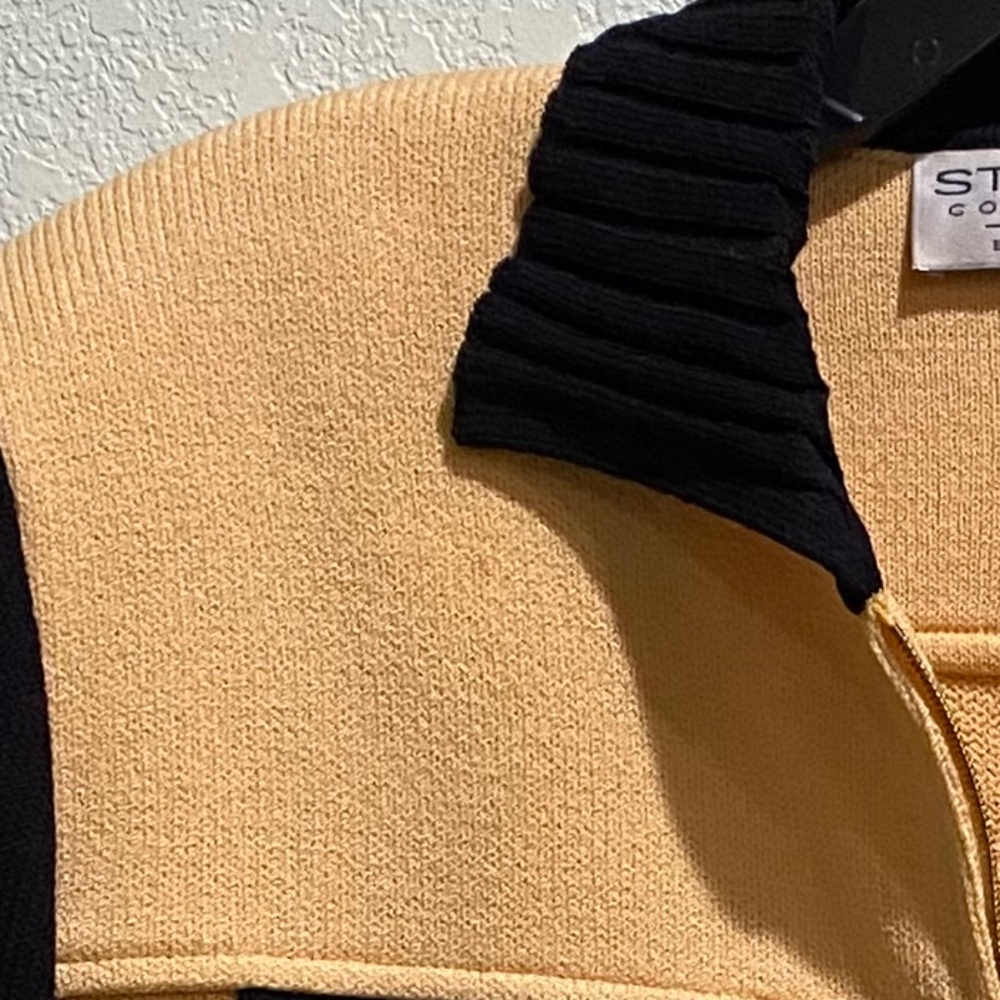 St. John Jacket - image 7